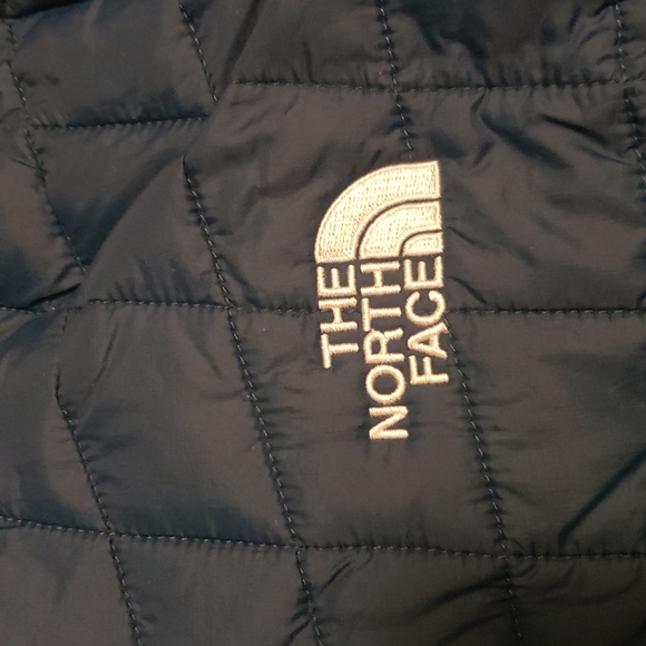 The North Face Thermoball Jacket Monterey Blue Small nwt - Picture 4 of 7
